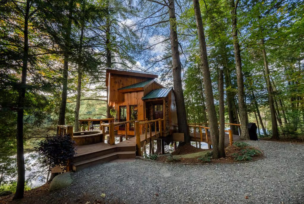 vermont tree cabin exterior 4